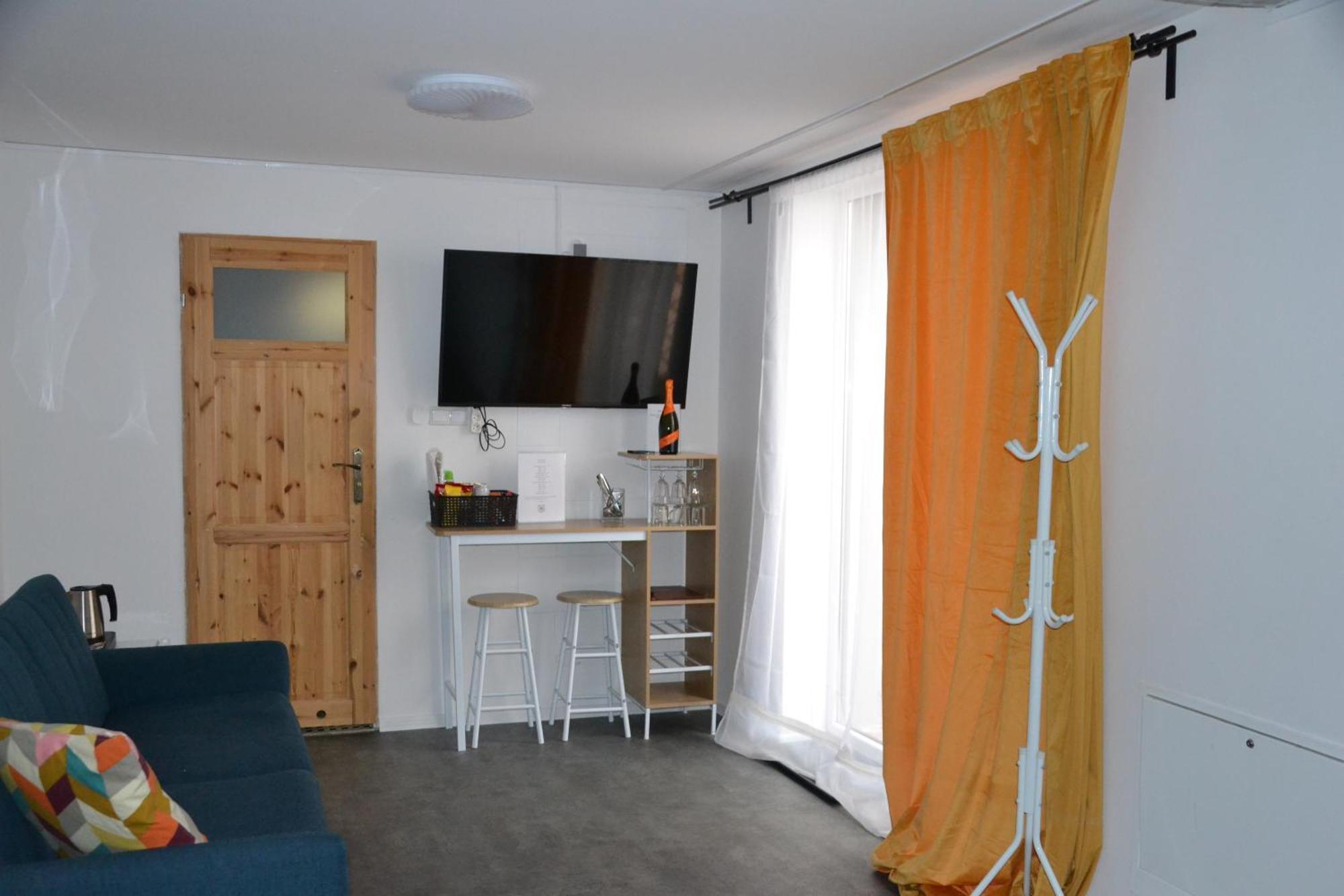 קטוביץ Flores Apartament מראה חיצוני תמונה
