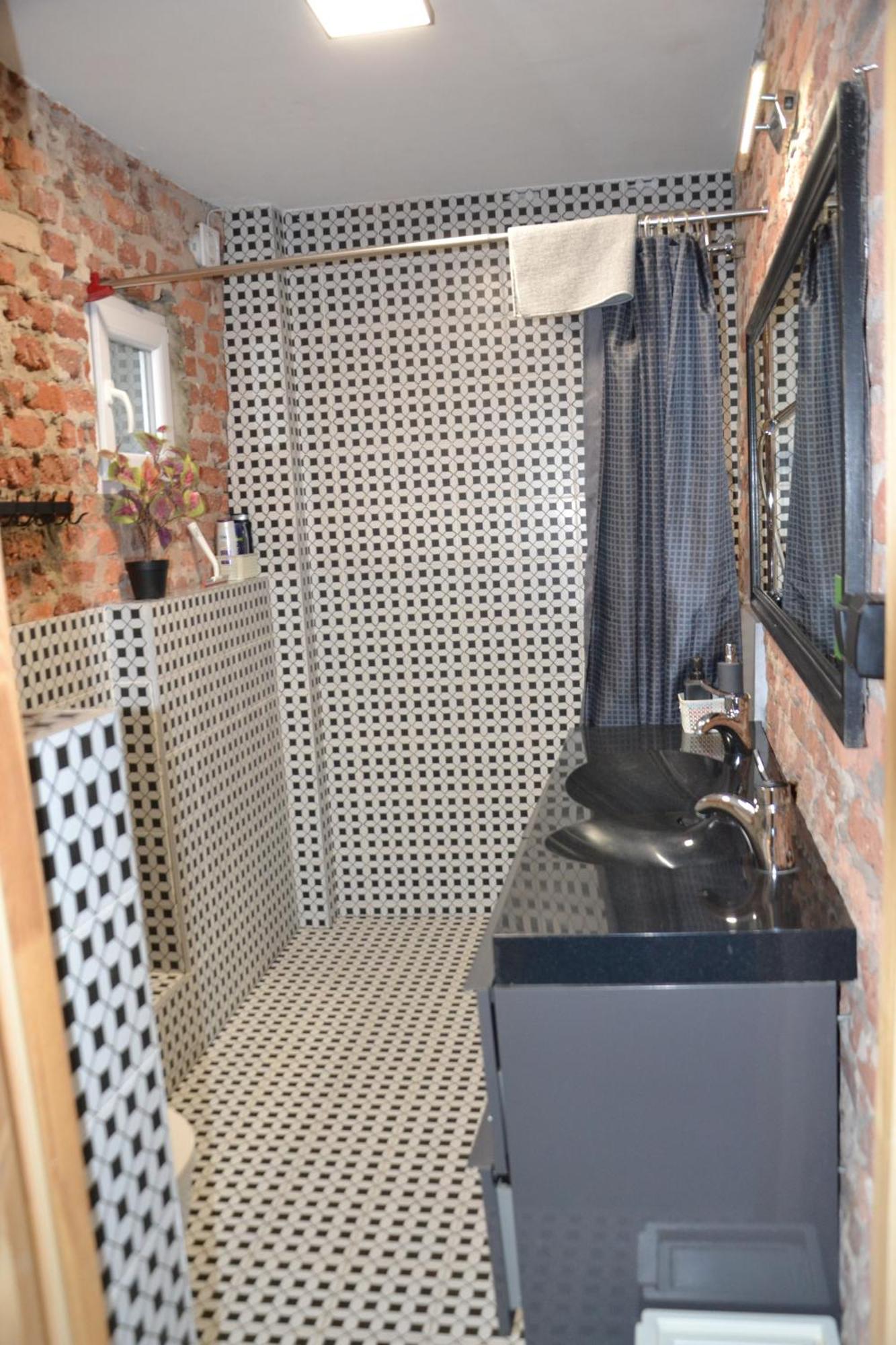 קטוביץ Flores Apartament מראה חיצוני תמונה